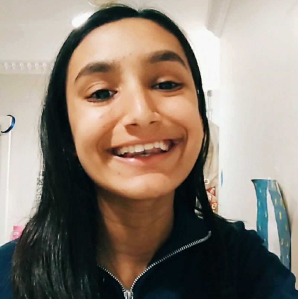 Meet your Posher, Caroline